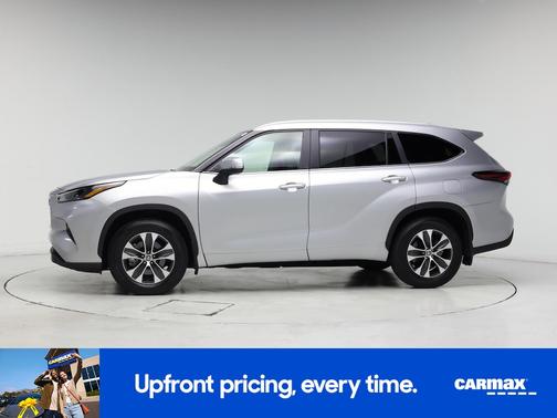 2025 Toyota Highlander XLE