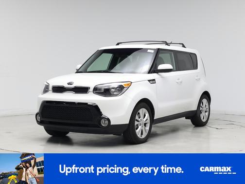 White 2016 Kia Soul +