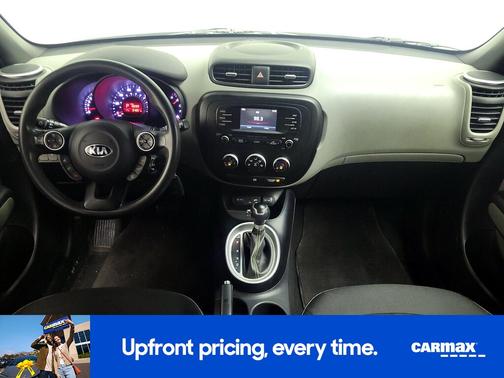 White 2016 Kia Soul +