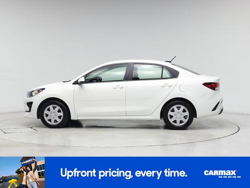 White 2022 Kia Rio LX