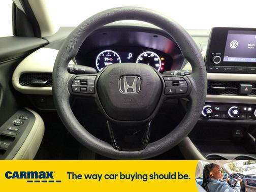 2025 Honda HR-V LX