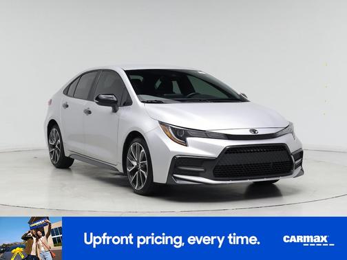 Silver 2022 Toyota Corolla SE