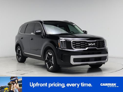 Black 2024 Kia Telluride S