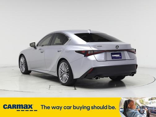 2025 Lexus IS 300