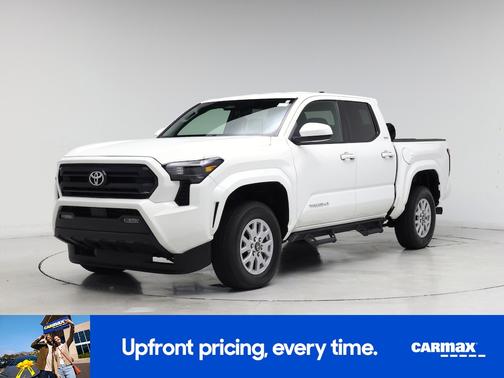 White 2025 Toyota Tacoma SR5