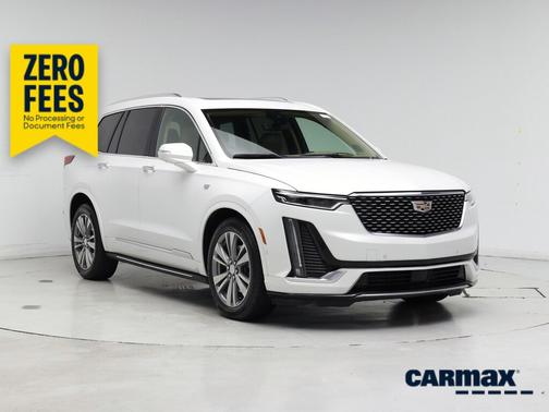 White 2022 Cadillac XT6 Premium Luxury