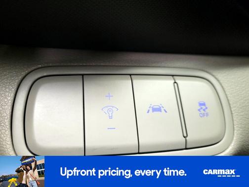 Silver 2020 Hyundai VENUE SEL