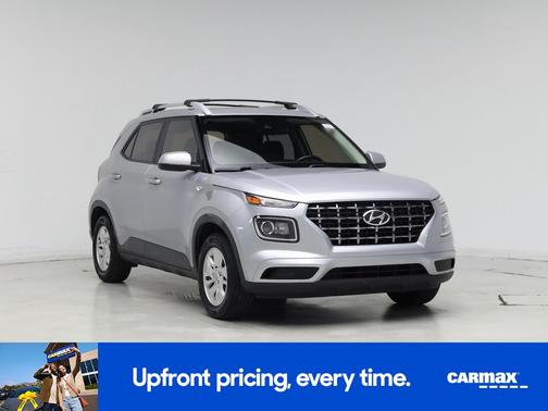 2020 Hyundai VENUE SEL