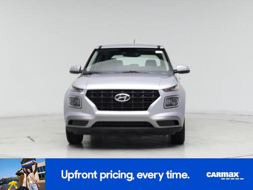 2023 Hyundai VENUE SE