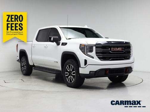 White 2022 GMC Sierra 1500 AT4