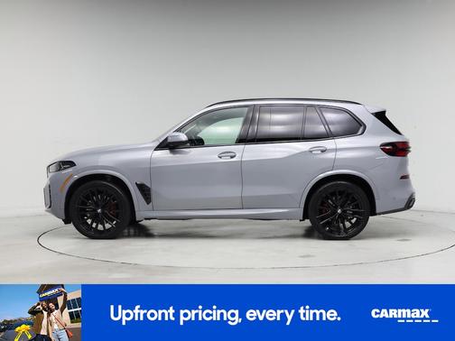 Gray 2024 BMW X5 sDrive40i