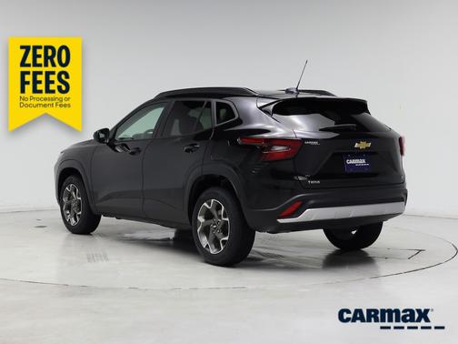Black 2024 Chevrolet Trax LT