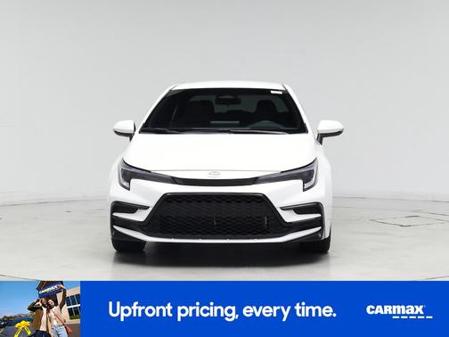 White 2024 Toyota Corolla SE