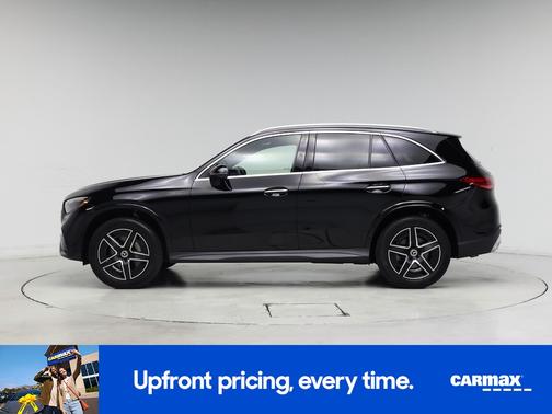 Black 2024 Mercedes-Benz GLC 300