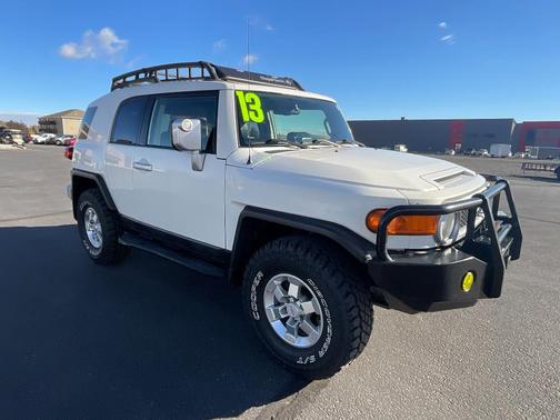 Iceberg 2013 Toyota FJ Cruiser Base