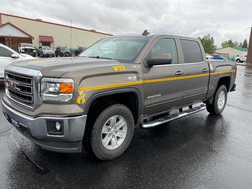 Gold 2015 GMC Sierra 1500 SLE