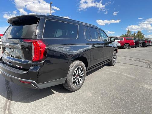 Black 2023 GMC Yukon XL AT4