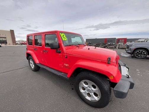 2013 Jeep Wrangler Unlimited Sahara