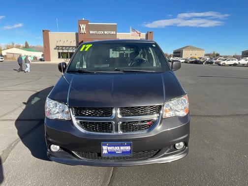 Dark Gray 2017 Dodge Grand Caravan SXT
