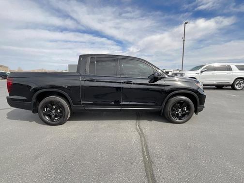 2022 Honda Ridgeline Black Edition