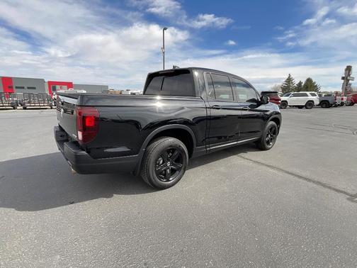 2022 Honda Ridgeline Black Edition