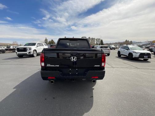 2022 Honda Ridgeline Black Edition