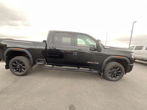 2024 GMC Sierra 2500 AT4