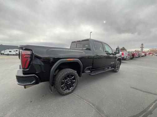 2024 GMC Sierra 2500 AT4
