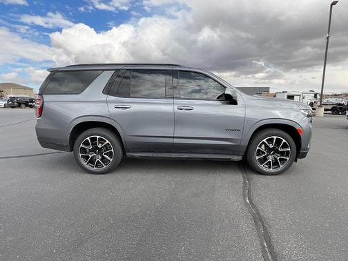 2021 Chevrolet Tahoe RST
