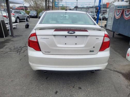 White Platinum Metallic Tri-Coat 2010 Ford Fusion SE