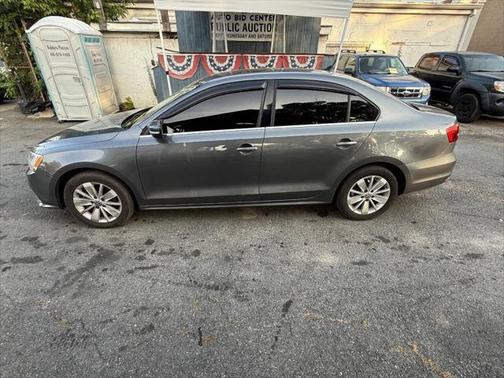 2015 Volkswagen Jetta Auto SE w/Connectivity