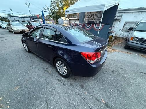 2011 Chevrolet Cruze LS