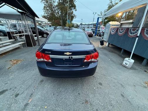 2011 Chevrolet Cruze LS