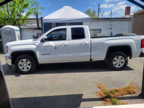 Summit White 2017 GMC Sierra 1500 SLE