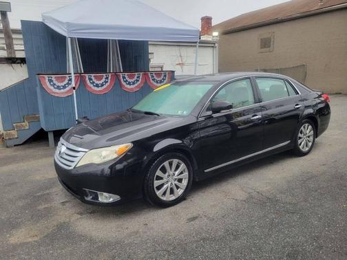 Black 2012 Toyota Avalon Limited
