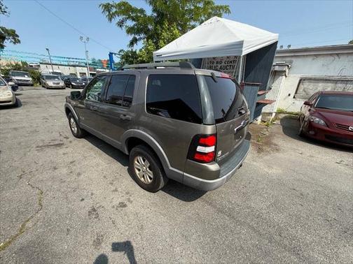 2006 Ford Explorer XLT