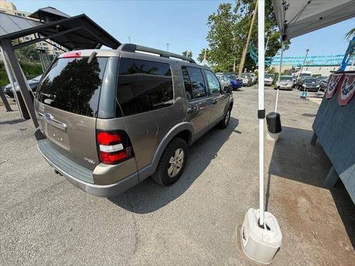 2006 Ford Explorer XLT