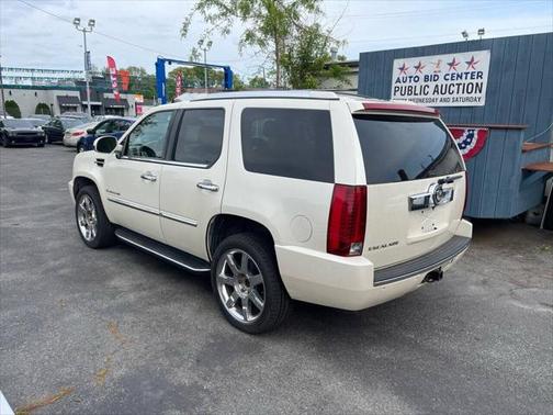 2007 Cadillac Escalade Base