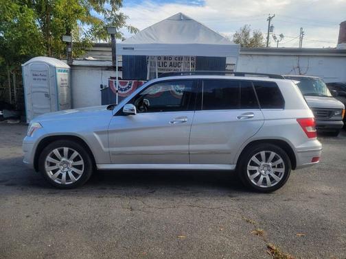 Silver 2011 Mercedes-Benz GLK-Class GLK 350 4MATIC