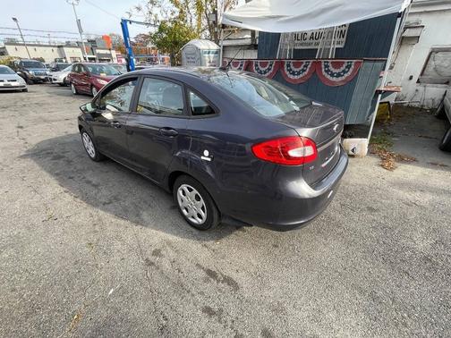 2012 Ford Fiesta SE