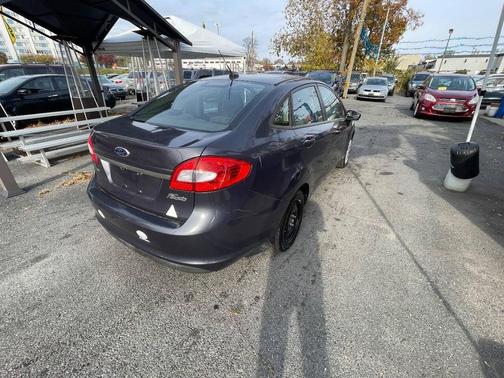 2012 Ford Fiesta SE