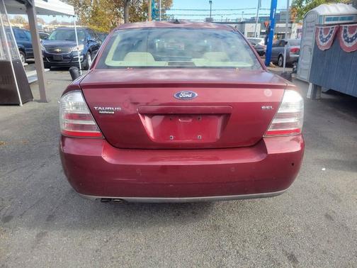 2008 Ford Taurus SEL