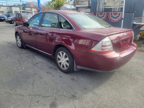 2008 Ford Taurus SEL