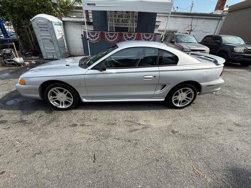 1998 Ford Mustang Base