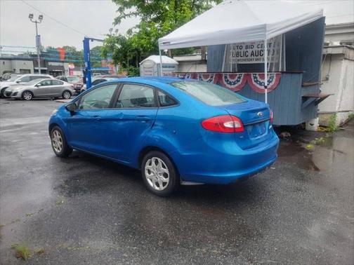 2012 Ford Fiesta SE