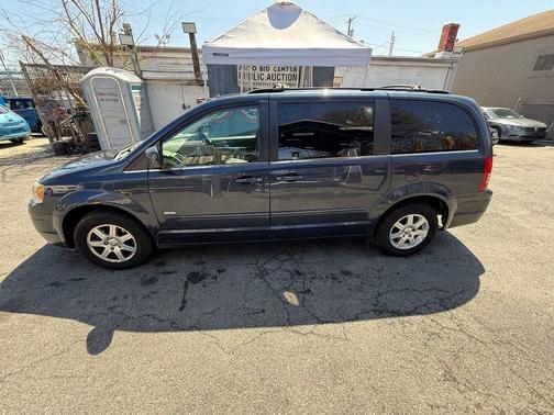 2008 Chrysler Town & Country Touring