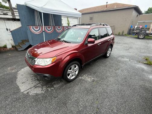 Burgundy 2009 Subaru Forester 2.5 X