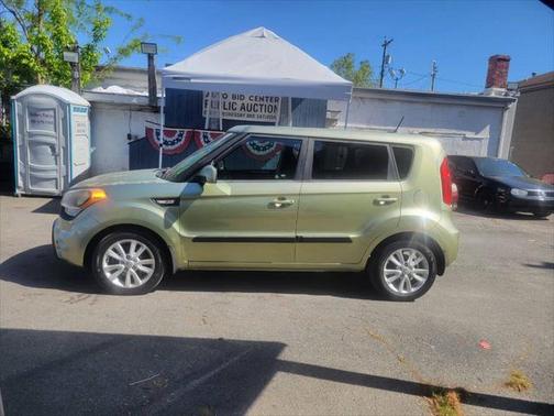 2013 Kia Soul Base