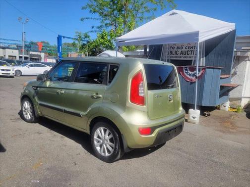 2013 Kia Soul Base