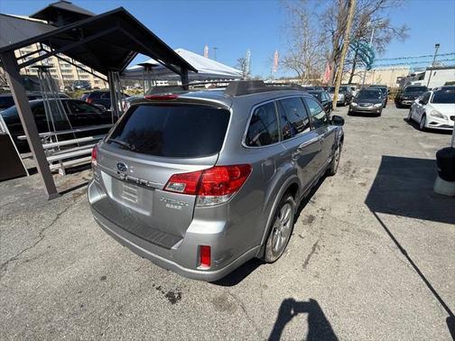 2010 Subaru Outback 2.5 i Limited